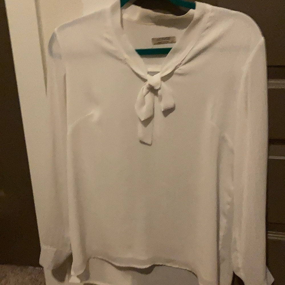⭐️front tie white blouse - classic look for work⭐️